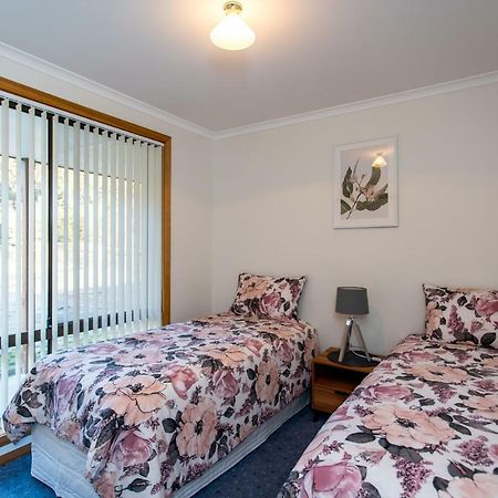 Acton Park Holiday Units Экстерьер фото
