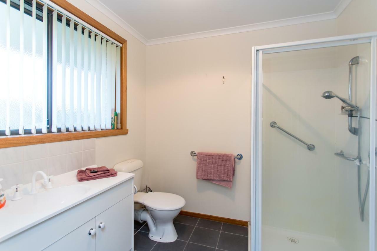 Acton Park Holiday Units Экстерьер фото